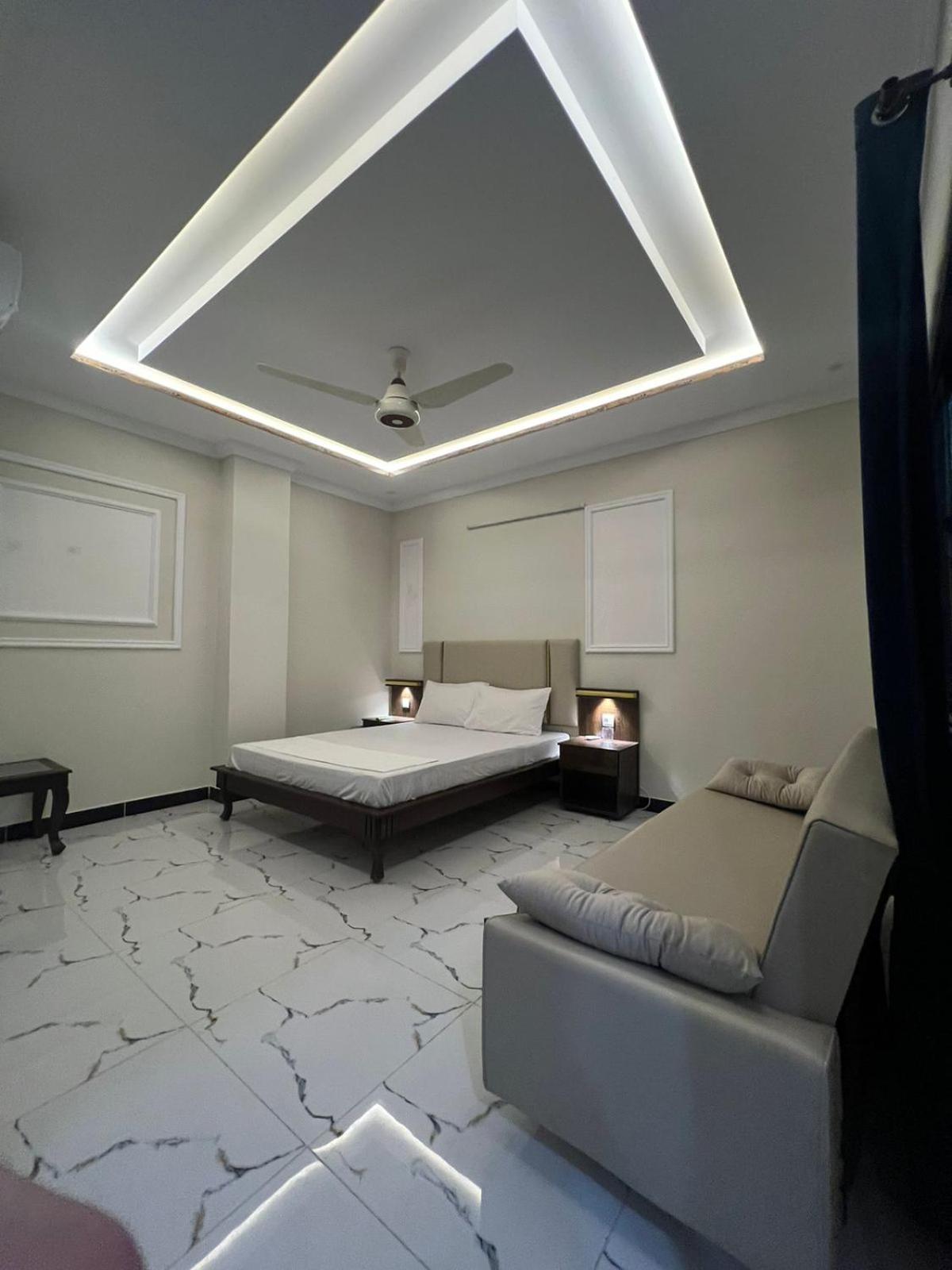 Kestrel Hotel อิสลามาบัด ภายนอก รูปภาพ